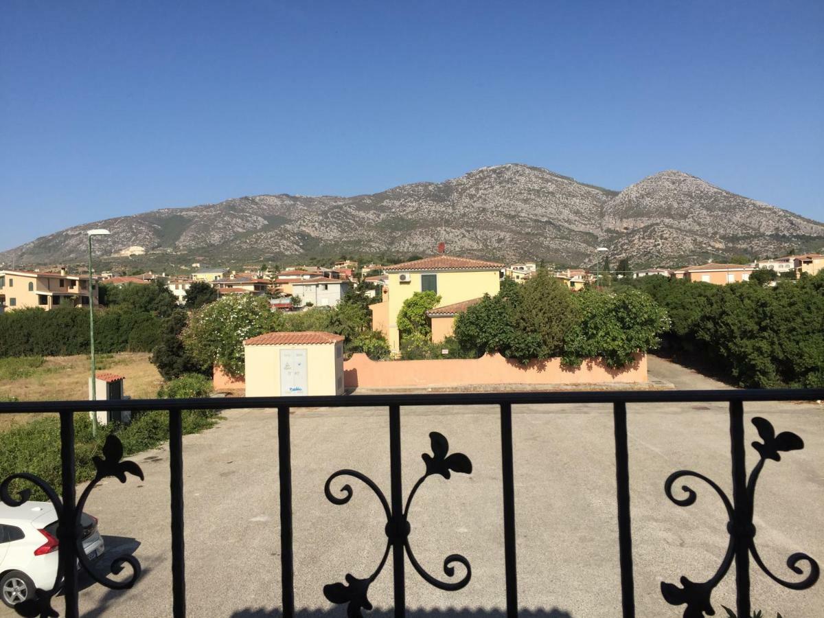 Appartamento In Villa Andreina Orosei Buitenkant foto