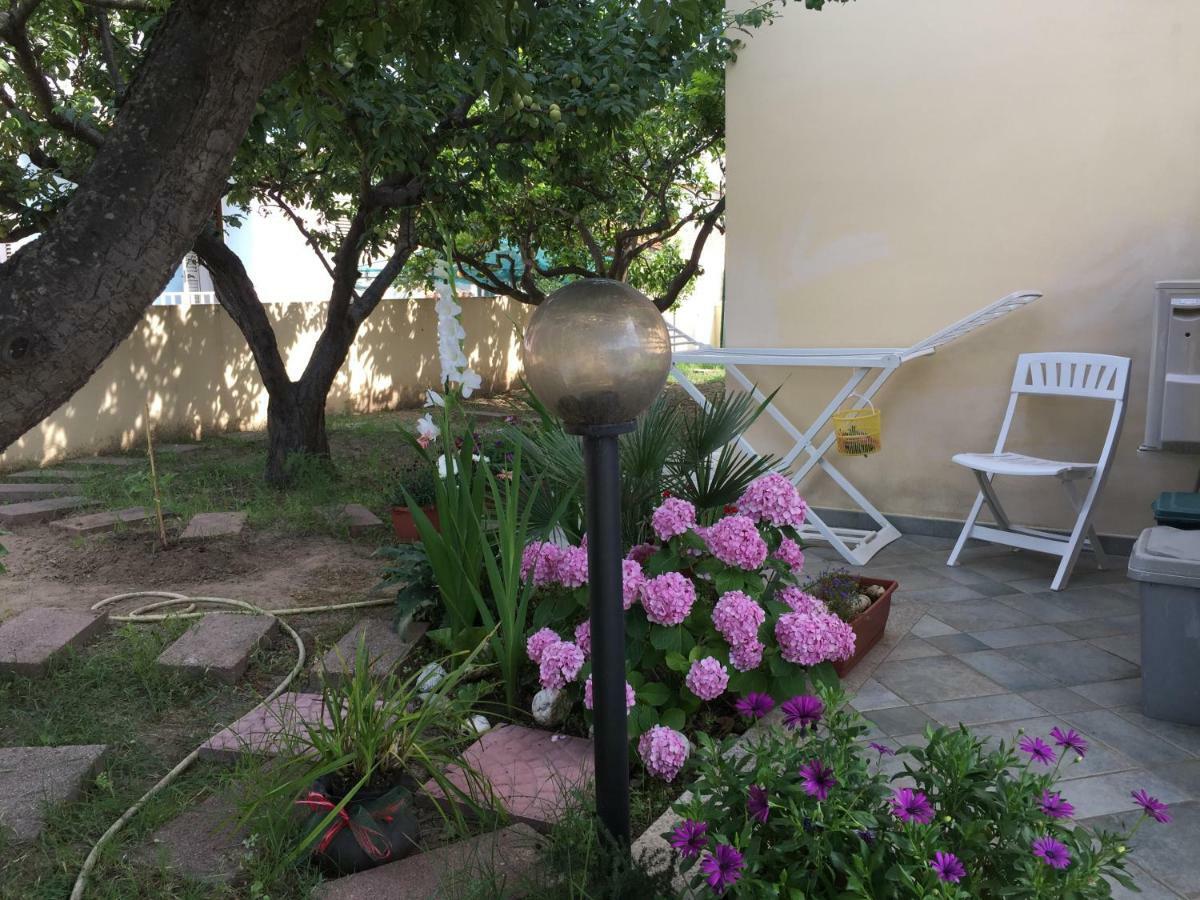 Appartamento In Villa Andreina Orosei Buitenkant foto