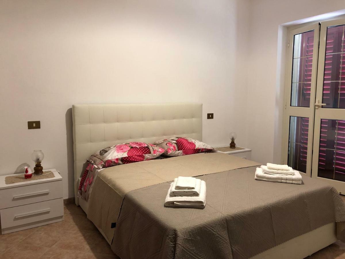 Appartamento In Villa Andreina Orosei Buitenkant foto