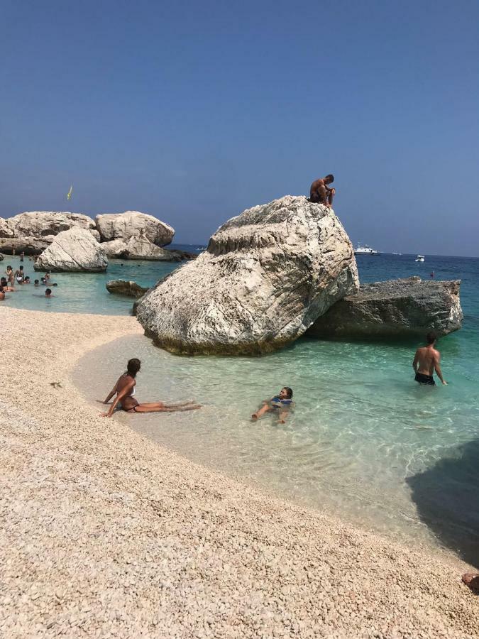 Appartamento In Villa Andreina Orosei Buitenkant foto