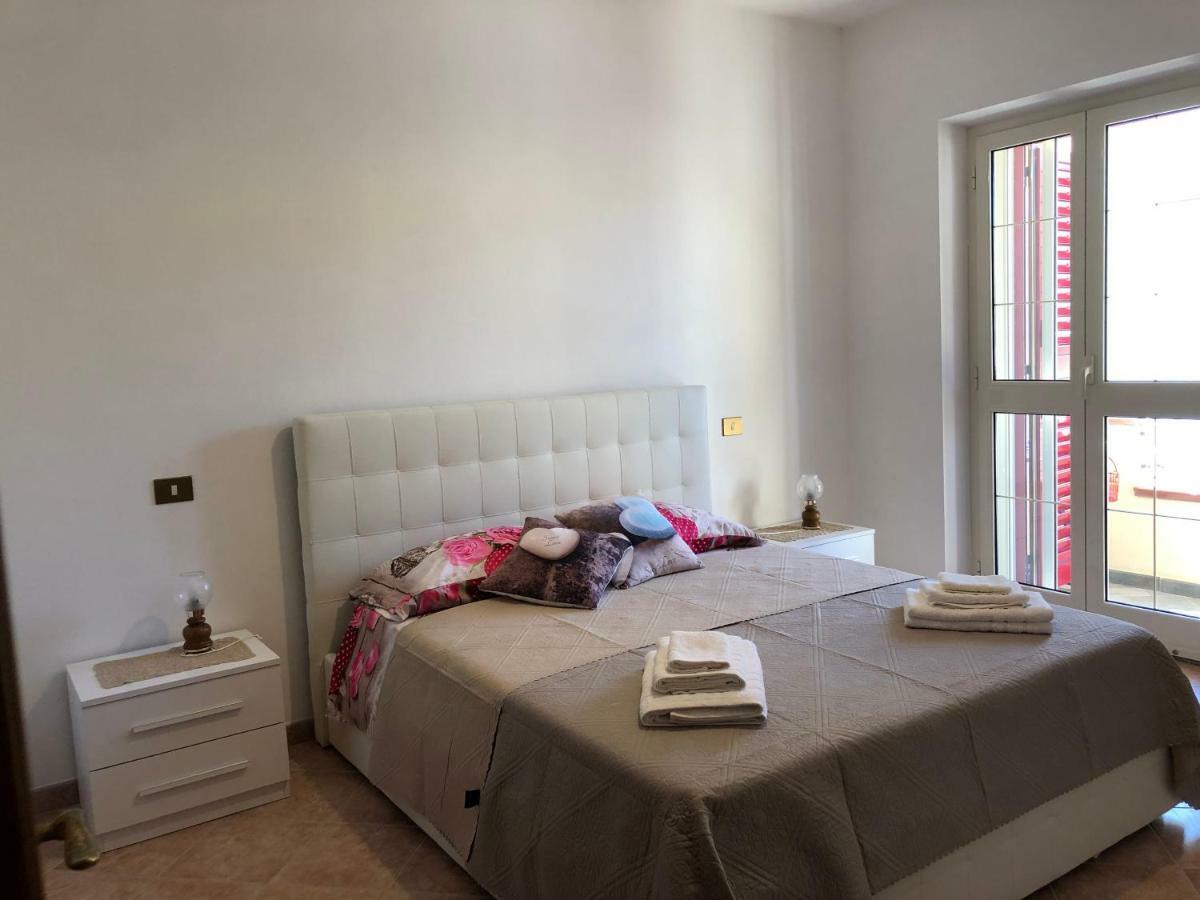 Appartamento In Villa Andreina Orosei Buitenkant foto